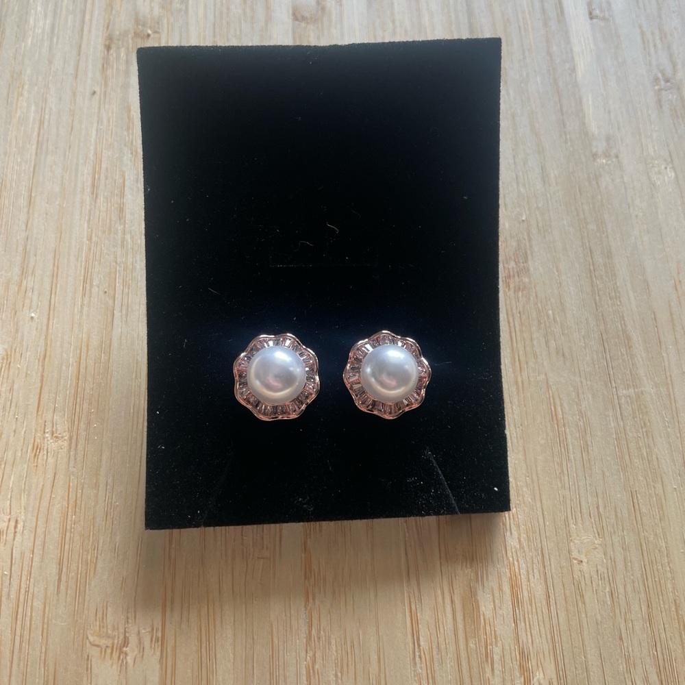 Pearl Ear Rings